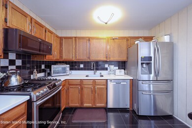 400 Skyline Dr, Staten Island, NY 10304 - photo 7