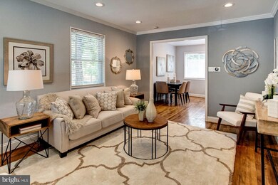 5707 Fenwick Dr, Alexandria, VA 22303 - photo 2