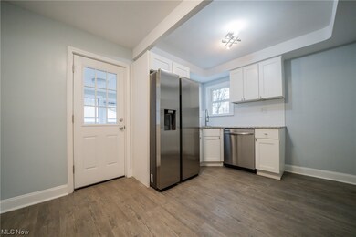 17824 Dalewood Ave, Maple Heights, OH 44137 - photo 6