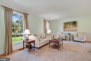 12001 Wetherfield Ln, Potomac, MD 20854 - photo 5