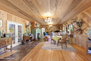 784TwinRiversRd-3