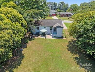 3422 Dublin Rd, Charlotte, NC 28208 - photo 3