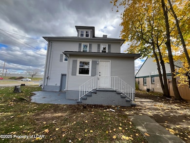 165 River St, Kingston, PA 18704 - photo 3