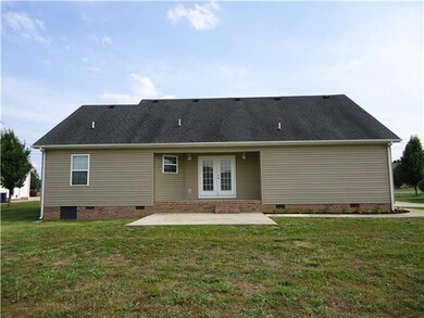 210 Graydon St, Shelbyville, TN 37160 - photo 4