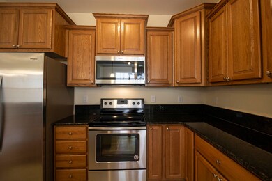 50 Windgate Cir unit 102, Fishersville, VA 22939 - photo 4