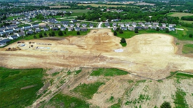 2924 Shady Lane Dr, Norwalk, IA 50211 - photo 3