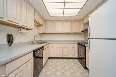 1 Windermere on Duxbury, Rolling Meadows, IL 60008 - photo 7