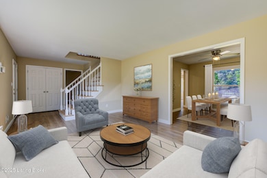 8201 Huntsman Trail, Louisville, KY 40291 - photo 5