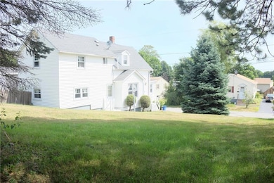 51 Lawn Ave, South Portland, ME 04106 - photo 4