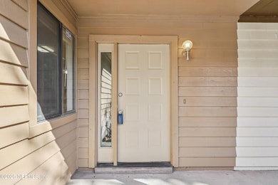 4-web-or-mls-Cobblewood Ln-S0611-004