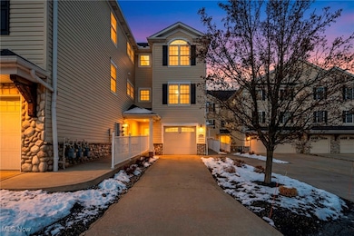 5239 Lake Rd W unit 305, Ashtabula, OH 44004 - photo 2