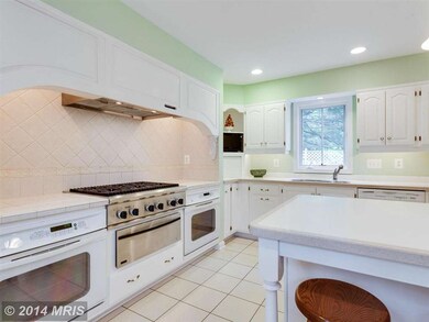 527 W Main St, Purcellville, VA 20132 - photo 4
