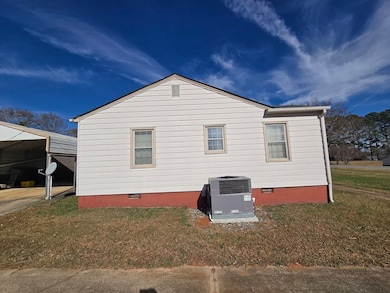 115 & 115.5 Hampshire Dr, Gaffney, SC 29341 - photo 3