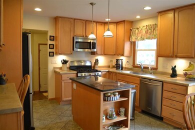 8 Mann Dr, Castleton On Hudson, NY 12033 - photo 3