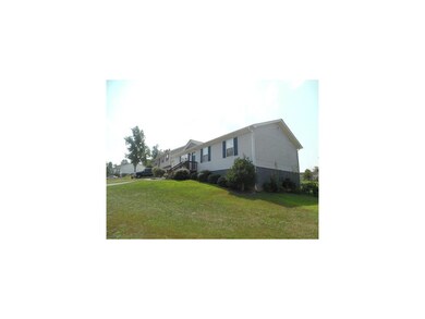 1189 Snowden Terrace, Johnson City, TN 37601 - photo 3