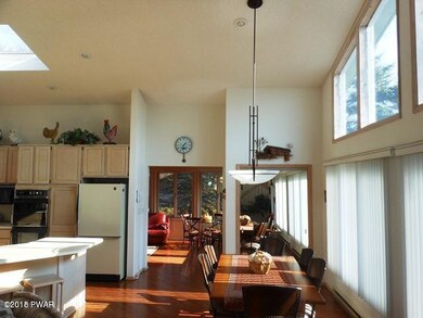 126 Surrey Dr, Hawley, PA 18428 - photo 6