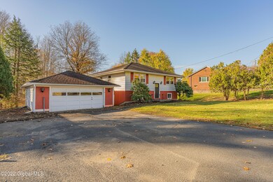 2 Ledgestone Rd, Troy, NY 12180 - photo 2