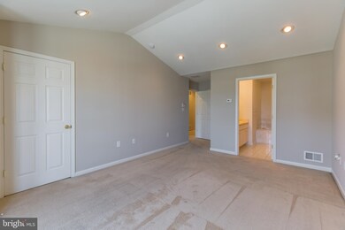 194 Chancellor Dr, Woodbury, NJ 08096 - photo 6