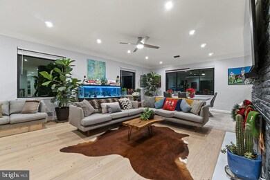 7900 Glendale Rd, Chevy Chase, MD 20815 - photo 3