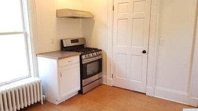 443 Warren St unit 2, Hudson, NY 12534 - photo 5