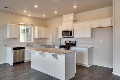 1139 NW Varnish Ave unit lot 67, Redmond, OR 97756 - photo 6