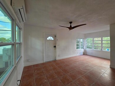 803 Selkirk St unit 1/2, West Palm Beach, FL 33405 - photo 4