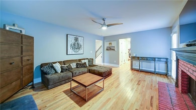 325 Farm Trace, Roswell, GA 30075 - photo 2