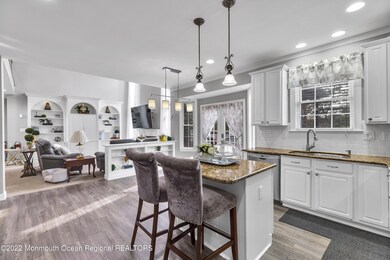family room: kitchen view 4