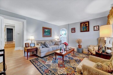 05-320 W Orange St-5