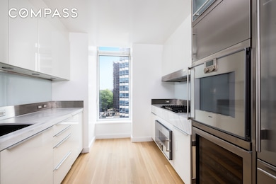 The Laurel Condominiums unit 7G, New York, NY 10065 - photo 3