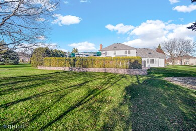 10626 Bridle Path Ct, Naperville, IL 60564 - photo 6