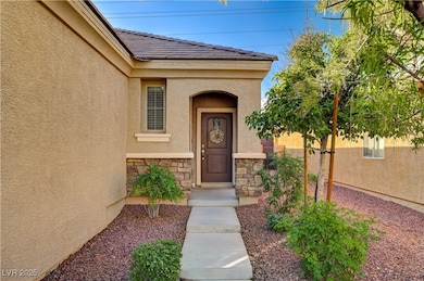 7619 Red Cloud Peak St, Las Vegas, NV 89166 - photo 2