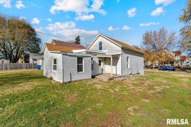 2011 W 2nd St, Davenport, IA 52802 - photo 5