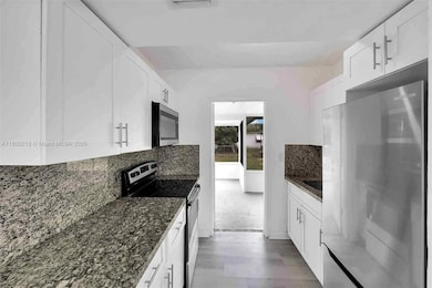 15351 SW 296th St, Homestead, FL 33033 - photo 5