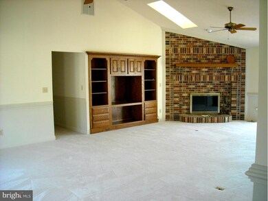 3255 Titanic Dr, Stafford, VA 22554 - photo 2