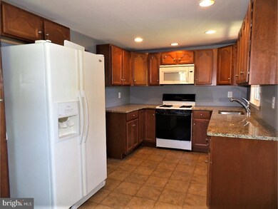 2070 Erial Clementon Rd, Sicklerville, NJ 08081 - photo 5