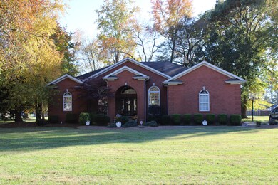 208 Froedge Dr, Lafayette, TN 37083 - photo 4