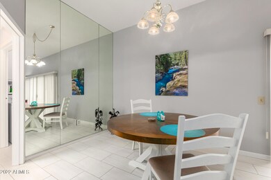 10545 W Ocotillo Dr, Sun City, AZ 85373 - photo 7