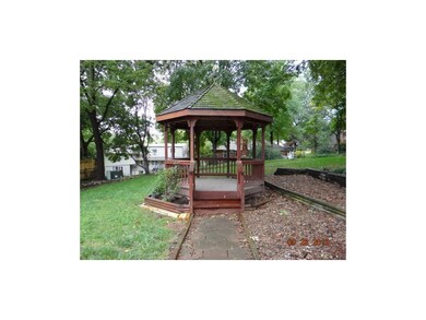 10115 W 65th St, Shawnee, KS 66203 - photo 4