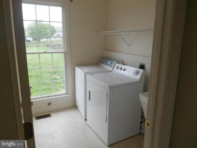 13547 Pulaski Dr, Hagerstown, MD 21742 - photo 7