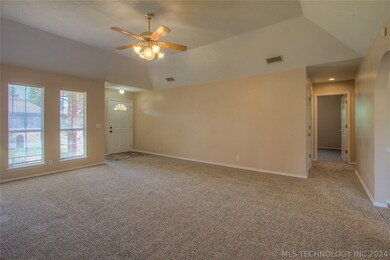 2520 W Honolulu St, Broken Arrow, OK 74012 - photo 5