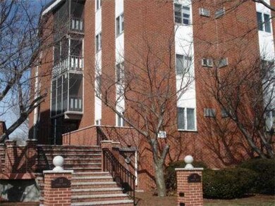 31 Lodgen Ct unit 3B, Malden, MA 02148 - photo 3