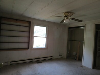 64 Judith St, Danville, NH 03819 - photo 6