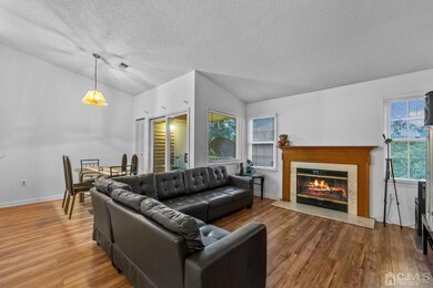 1237 Edpas Rd, New Brunswick, NJ 08901 - photo 4