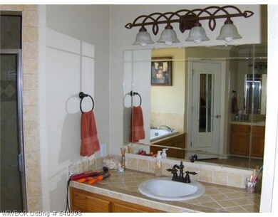 Master Bath/Spa.