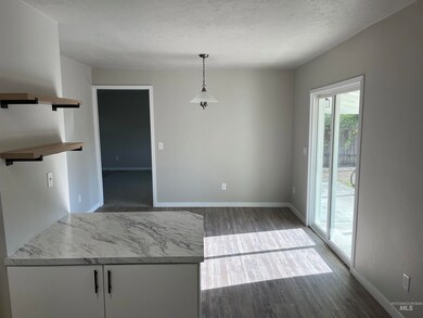 1013 S Chestnut St, Nampa, ID 83686 - photo 6