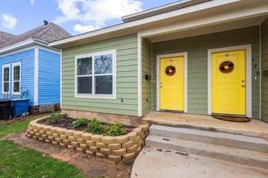 724 W Gandy St, Denison, TX 75020 - photo 4