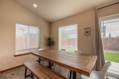 405 S Jarvis Ave, East Wenatchee, WA 98802 - photo 4