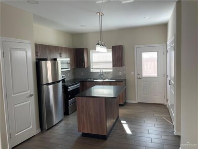 1705 W Broome St unit 1, Edinburg, TX 78541 - photo 3