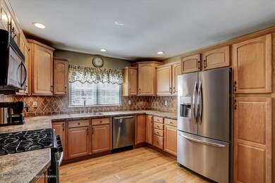 KITCHEN 1 MAIN HOME
